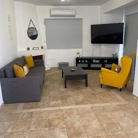 Suncity Boutique Seafront * Ajía Nápa